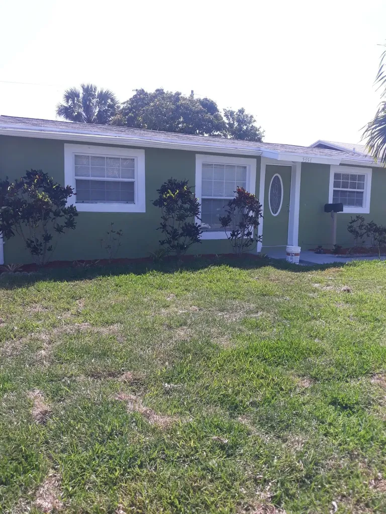5364 Helene Place West Palm Beach FL 33407