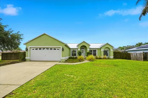 6208 NW Kukui Court Port St Lucie FL 34983