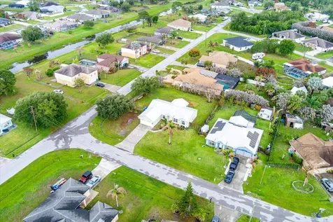 6208 NW Kukui Court Port St Lucie FL 34983