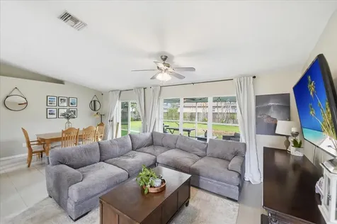 6208 NW Kukui Court Port St Lucie FL 34983