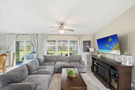 6208 NW Kukui Court Port St Lucie FL 34983