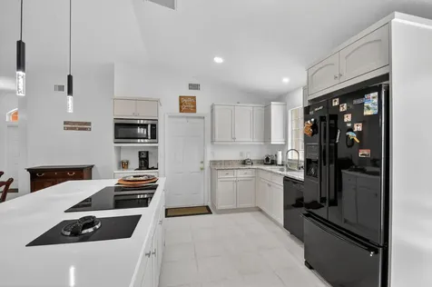 1084 Aspri Way Riviera Beach FL 33418