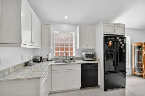1084 Aspri Way Riviera Beach FL 33418