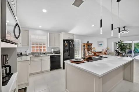 1084 Aspri Way Riviera Beach FL 33418