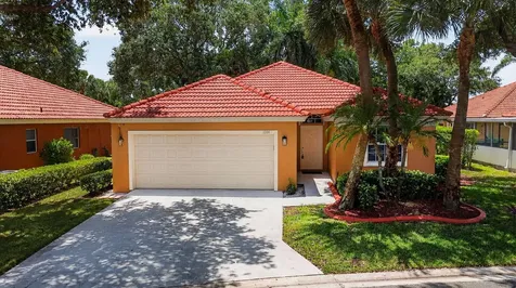 1084 Aspri Way Riviera Beach FL 33418