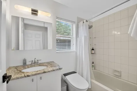 1084 Aspri Way Riviera Beach FL 33418