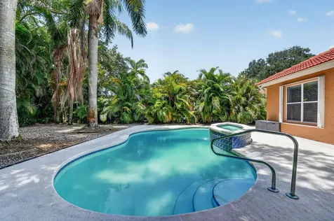 1084 Aspri Way Riviera Beach FL 33418