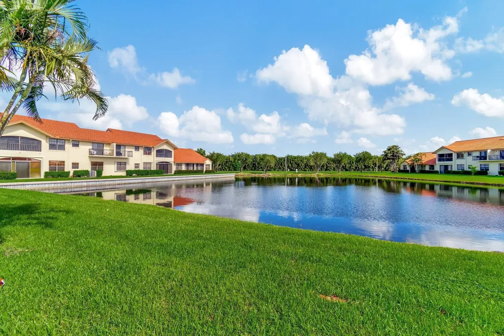 8308 Waterline Drive Boynton Beach FL 33472