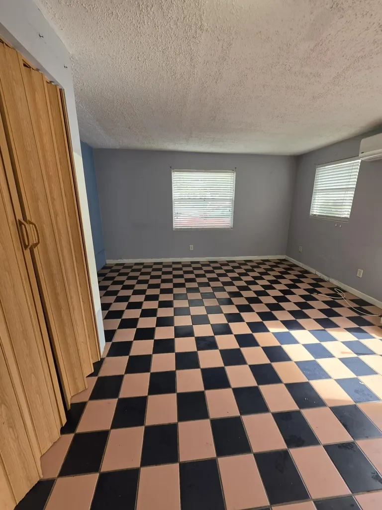 5926 Taft Street Hollywood FL 33021