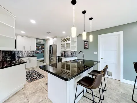 736 NW 12th Avenue Dania Beach FL 33004