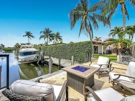 736 NW 12th Avenue Dania Beach FL 33004