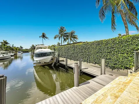 736 NW 12th Avenue Dania Beach FL 33004