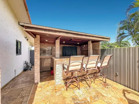 736 NW 12th Avenue Dania Beach FL 33004