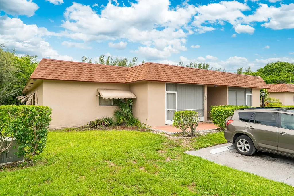 1904 Palmland Drive Boynton Beach FL 33436