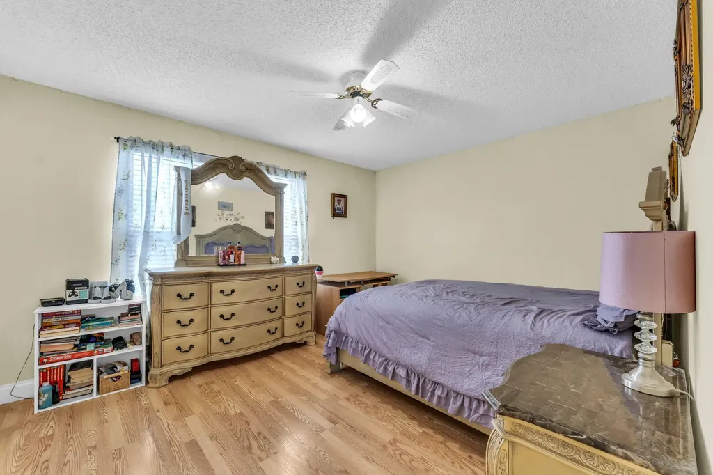 143 W Tara Lakes Drive Drive W Boynton Beach FL 33436