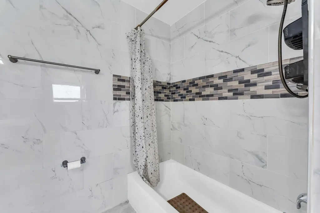 143 W Tara Lakes Drive Drive W Boynton Beach FL 33436