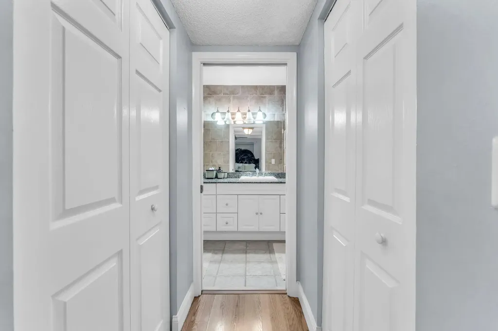 143 W Tara Lakes Drive Drive W Boynton Beach FL 33436