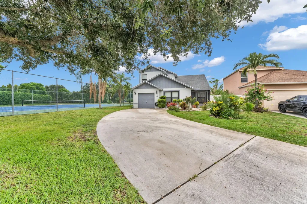 143 W Tara Lakes Drive Drive W Boynton Beach FL 33436