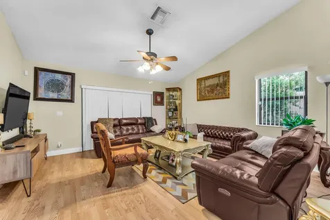 143 W Tara Lakes Drive Drive W Boynton Beach FL 33436