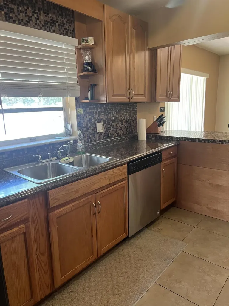 3310 NW 90th Avenue Coral Springs FL 33065
