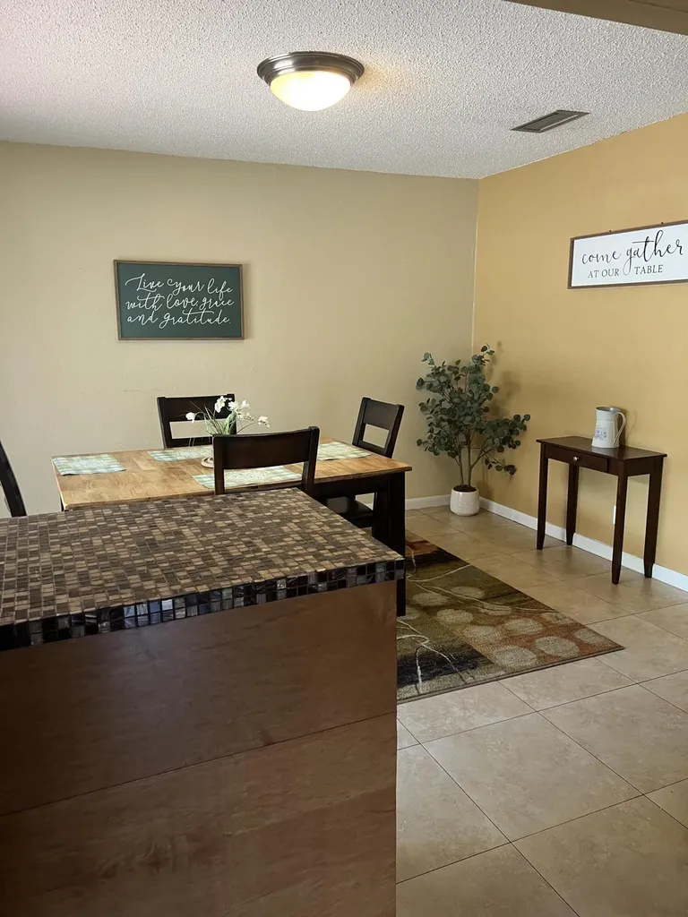 3310 NW 90th Avenue Coral Springs FL 33065