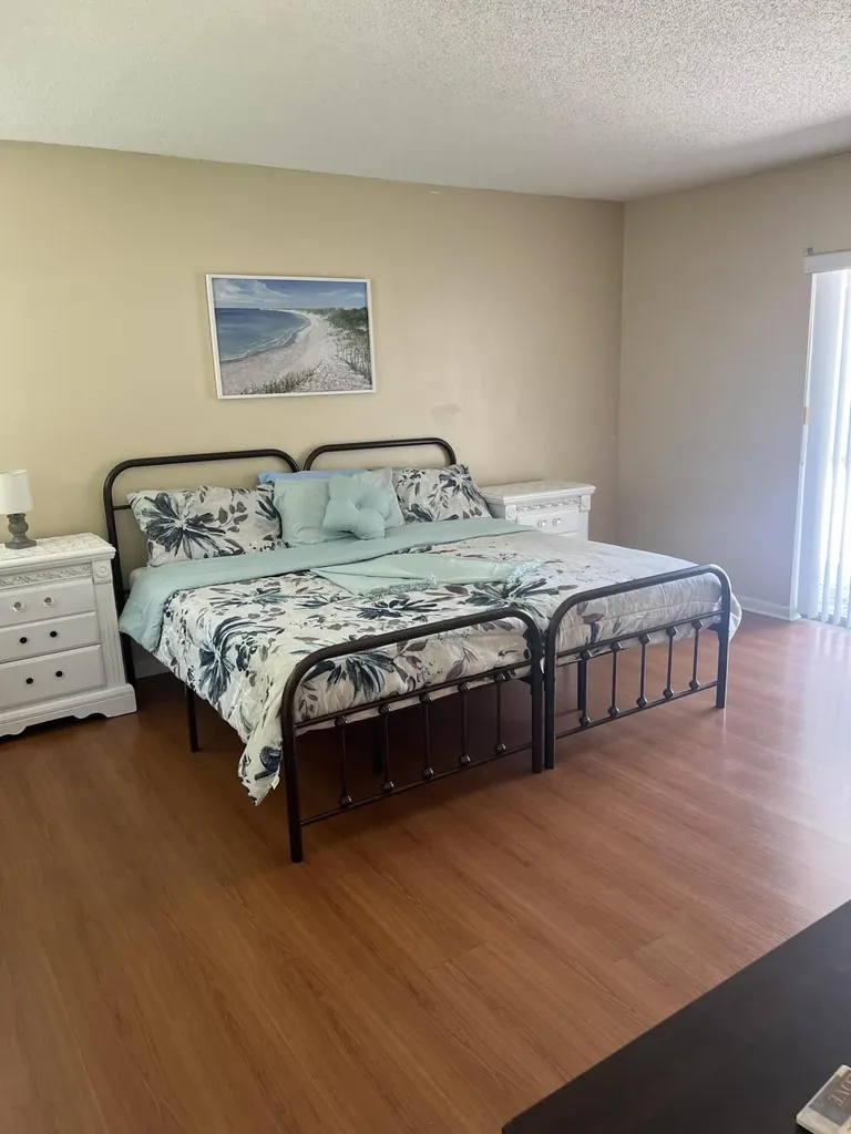 3310 NW 90th Avenue Coral Springs FL 33065