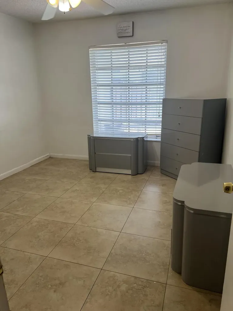 3310 NW 90th Avenue Coral Springs FL 33065