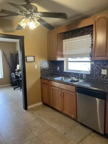 3310 NW 90th Avenue Coral Springs FL 33065