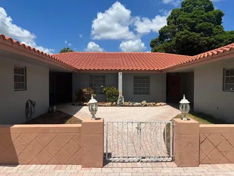 3310 NW 90th Avenue Coral Springs FL 33065