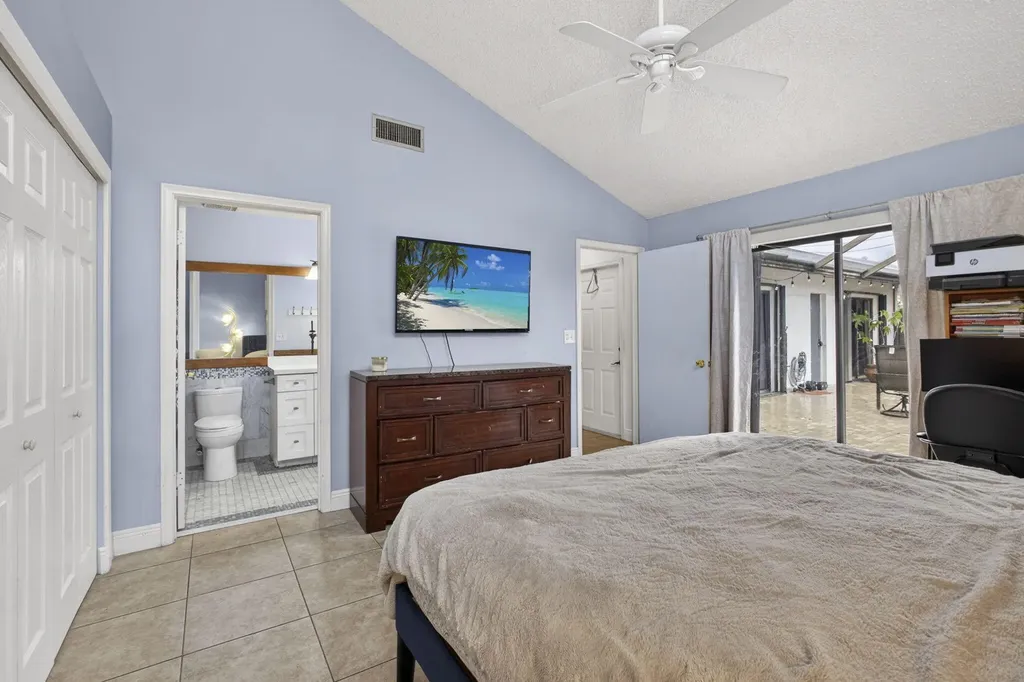 1057 Summit Trail Circle West Palm Beach FL 33415