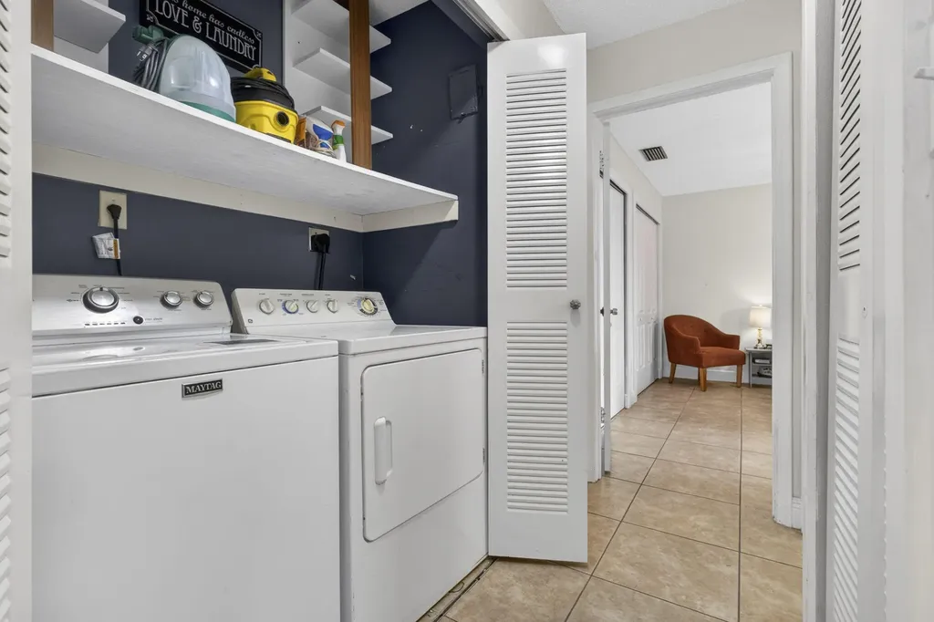 1057 Summit Trail Circle West Palm Beach FL 33415