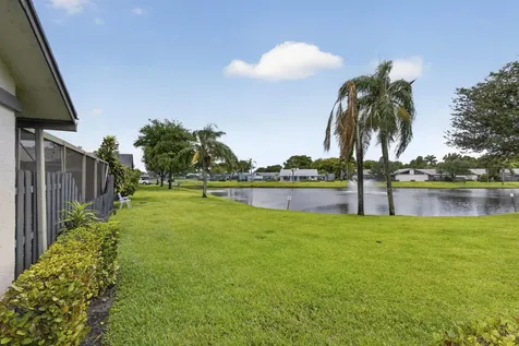 1057 Summit Trail Circle West Palm Beach FL 33415
