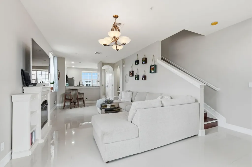 310 N Dixie Highway Lake Worth Beach FL 33460