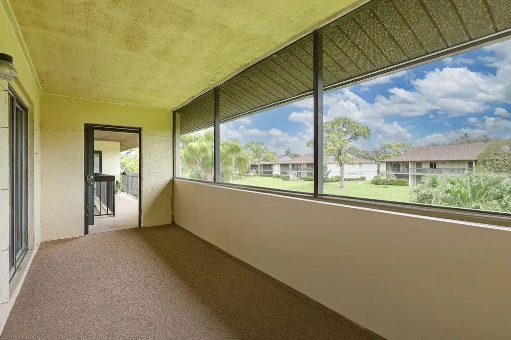 6299 Chasewood Drive Jupiter FL 33458