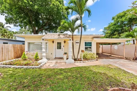 829 NE 17th Street Fort Lauderdale FL 33305