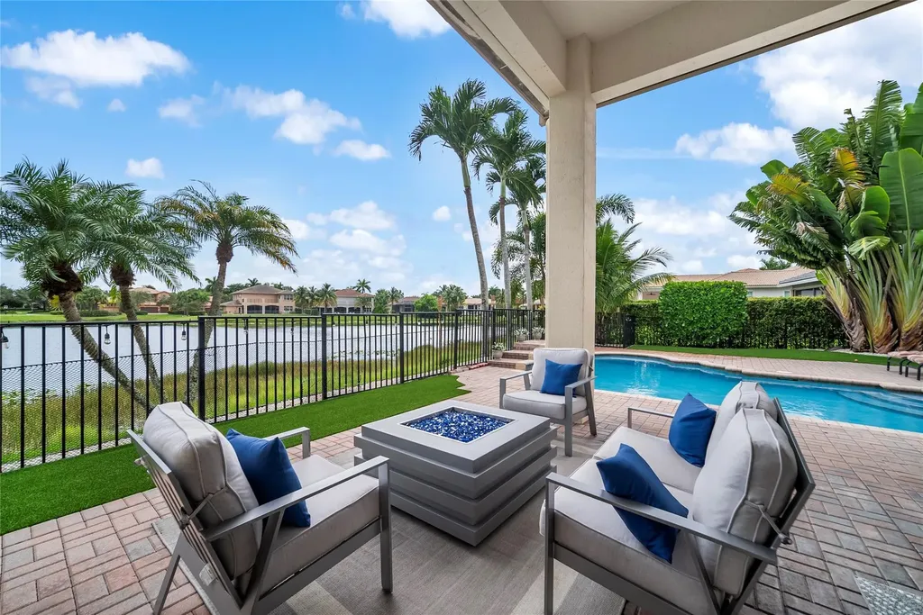 7548 NW 117th Lane Parkland FL 33076