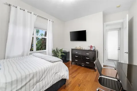 7548 NW 117th Lane Parkland FL 33076