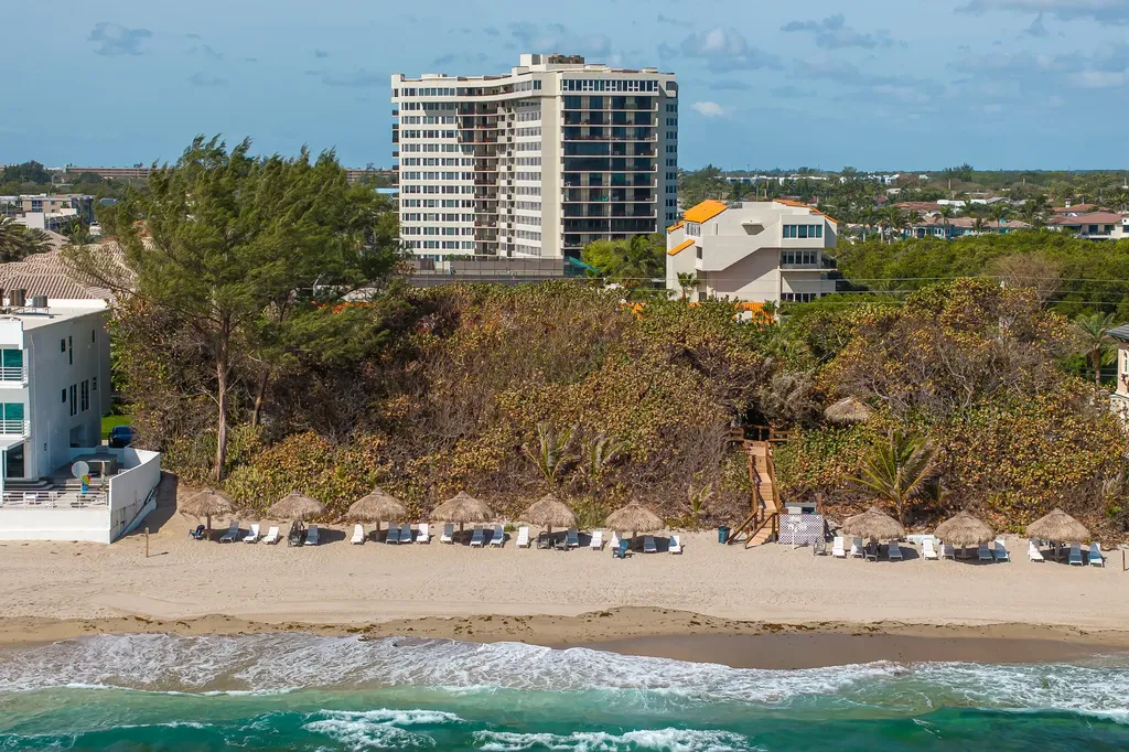 3912 S Ocean Boulevard Highland Beach FL 33487