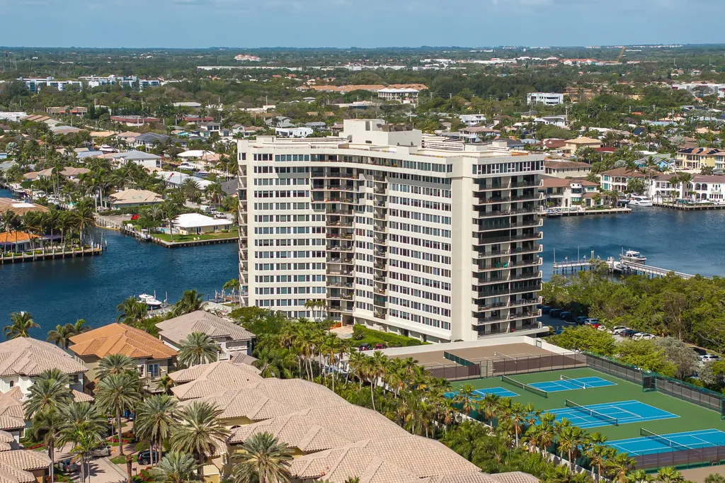 3912 S Ocean Boulevard Highland Beach FL 33487