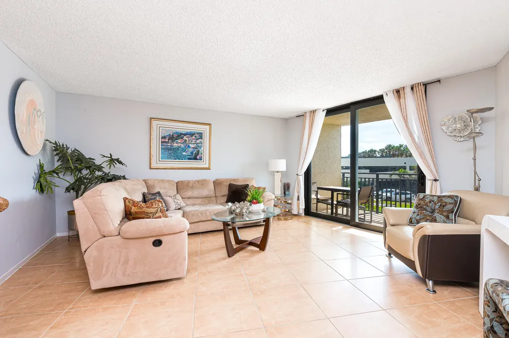 3912 S Ocean Boulevard Highland Beach FL 33487