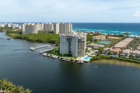 3912 S Ocean Boulevard Highland Beach FL 33487