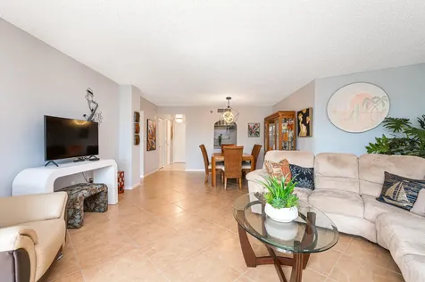 3912 S Ocean Boulevard Highland Beach FL 33487