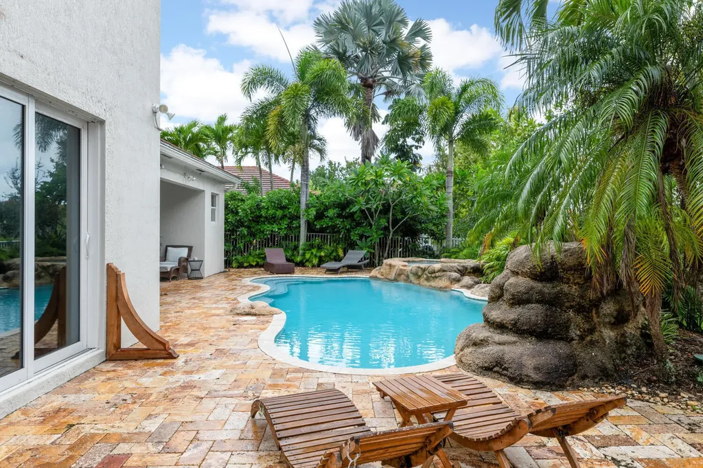 9241 Madewood Court West Palm Beach FL 33411