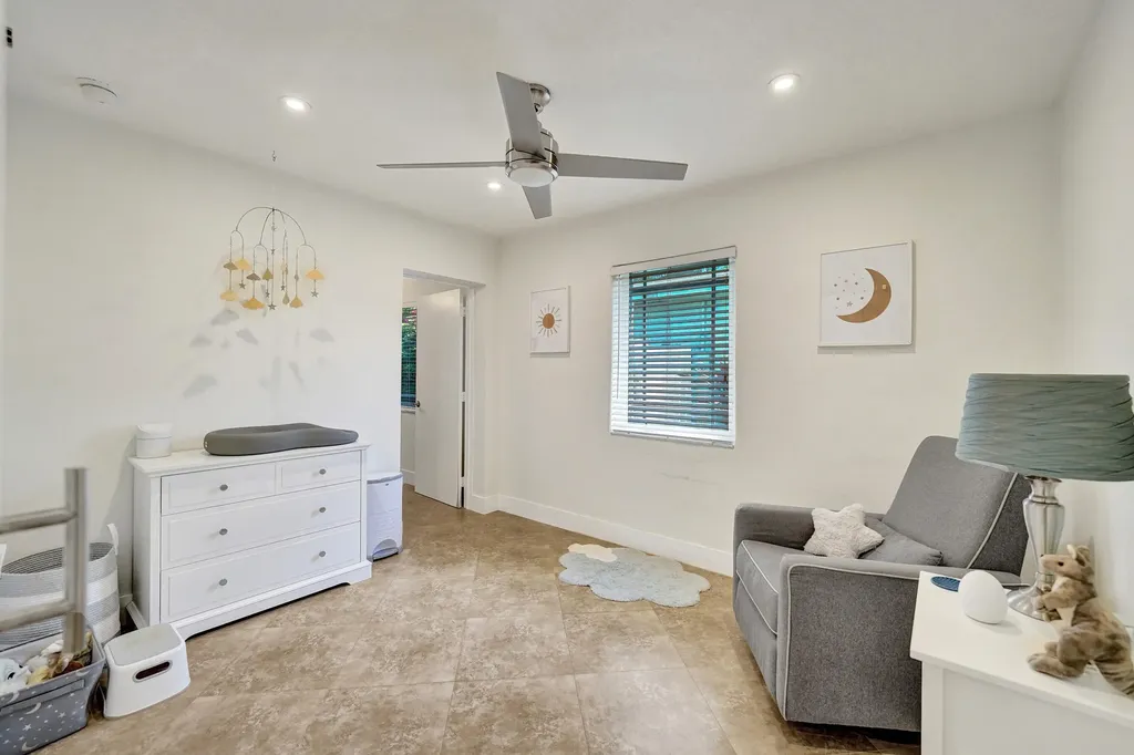 929 SW 18th Court Fort Lauderdale FL 33315