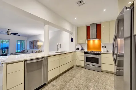 929 SW 18th Court Fort Lauderdale FL 33315