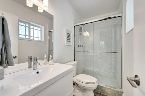 929 SW 18th Court Fort Lauderdale FL 33315