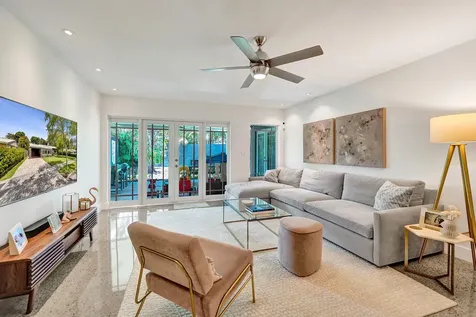 929 SW 18th Court Fort Lauderdale FL 33315