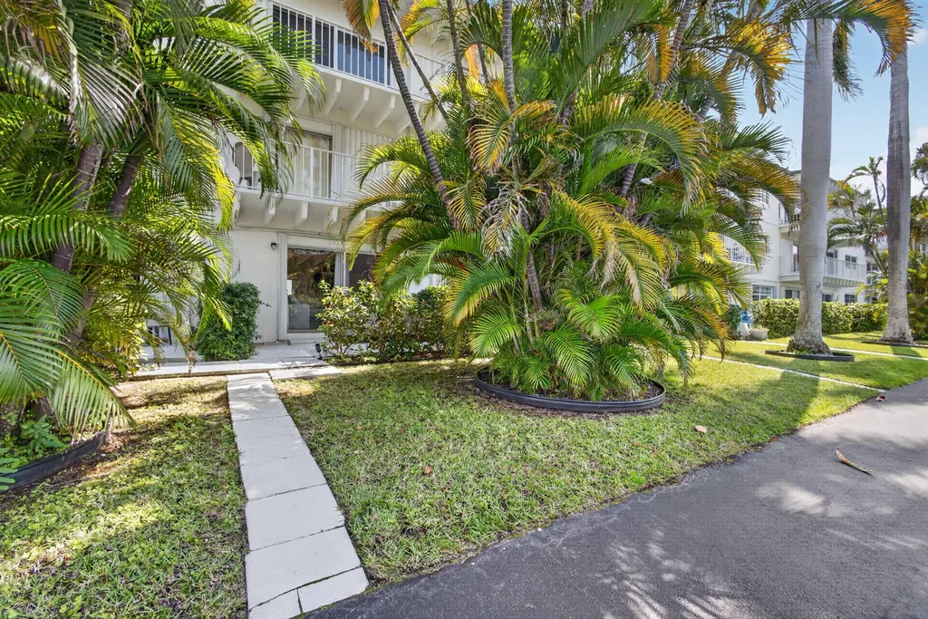 4001 S Ocean Boulevard Palm Beach FL 33480