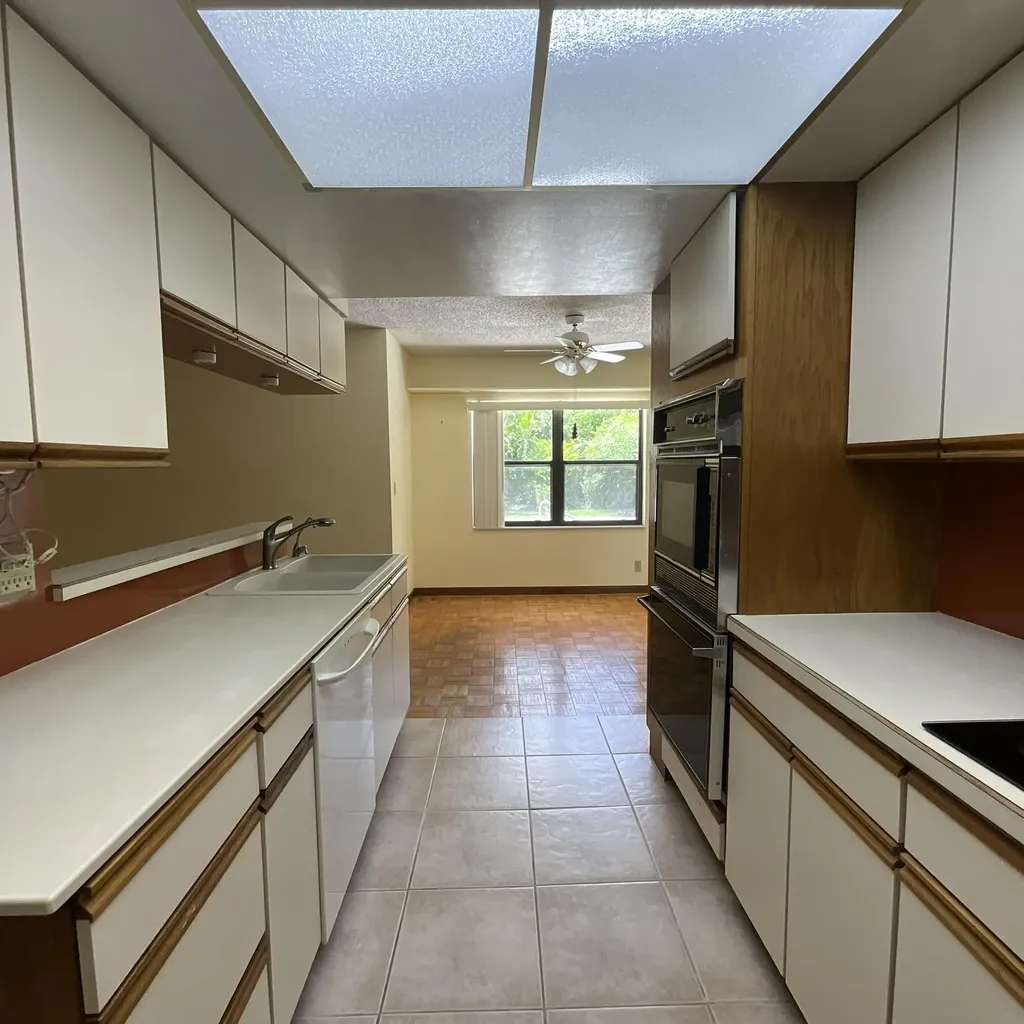 6114 Woodbury Road Boca Raton FL 33433