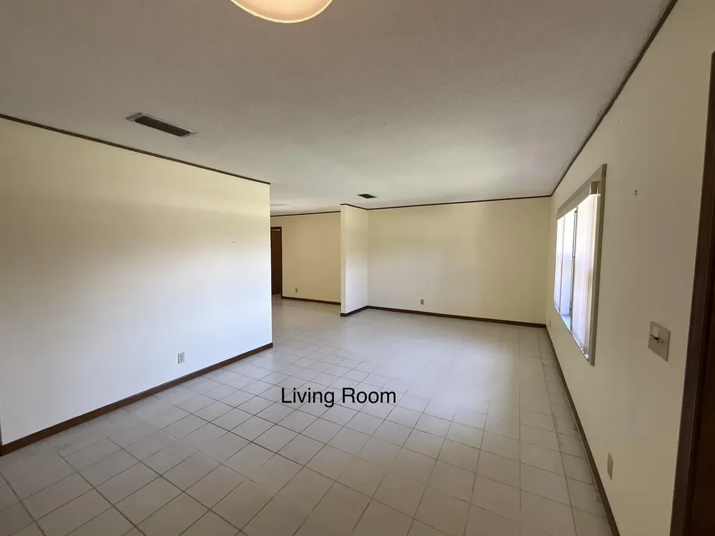 6114 Woodbury Road Boca Raton FL 33433